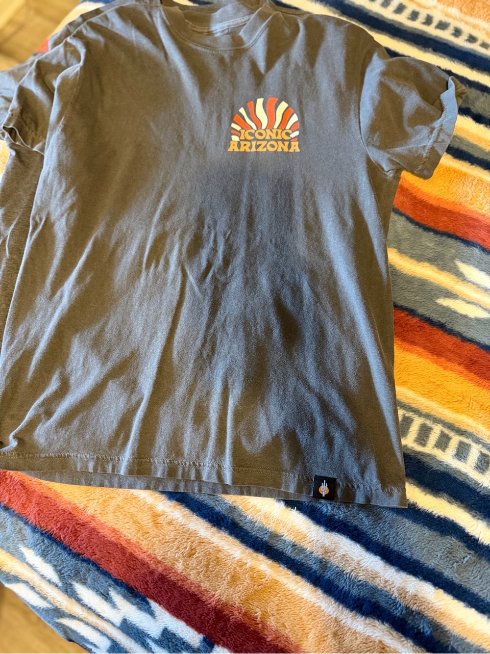 Women’s western tshirt lot - Picture 9 of 10
